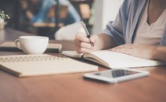 重庆考研市场观察:2025培训班价格与机构实力关系