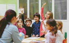 深圳学子赴港求学,当下这些留学机构受青睐