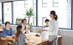 西安雅思课程定价规律：班型人数与费用关系