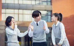 广州高考复读学校 收费差异为何这么大​