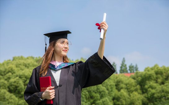 完善教学体系
