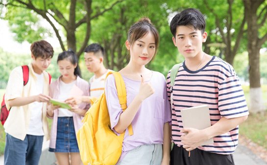 教学教材丰富