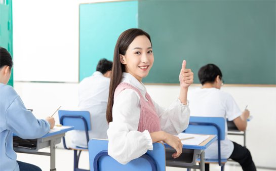 学习氛围浓厚