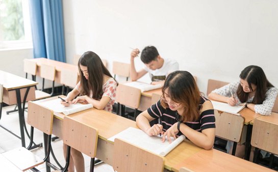 沉浸式学习氛围